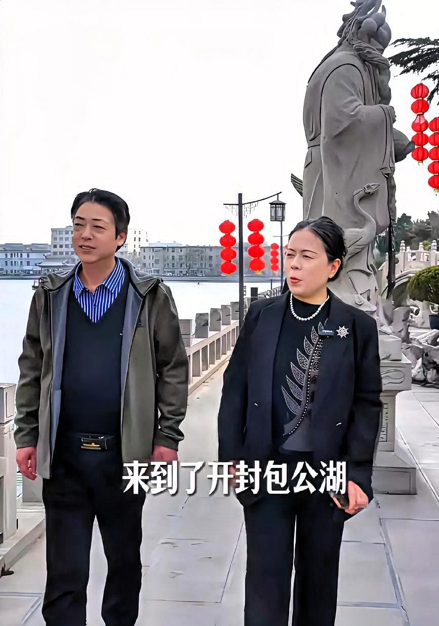 老杨直播、道出大众对28的心声:

六年执着追寻真相，一路走来满是无奈与心酸。许