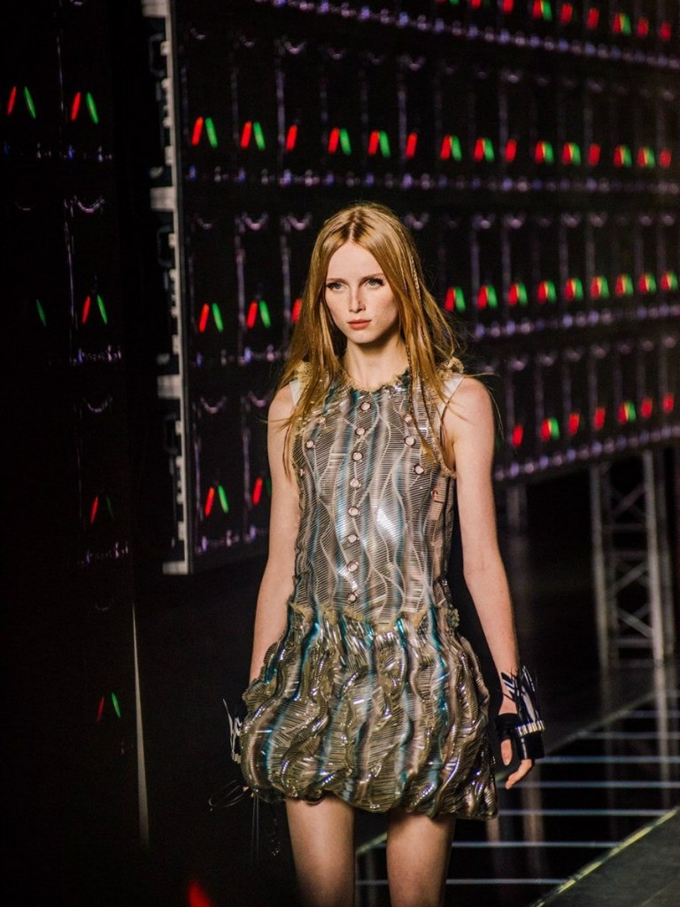 Rianne Van Rompaey 在 Louis Vuitton 2016年
