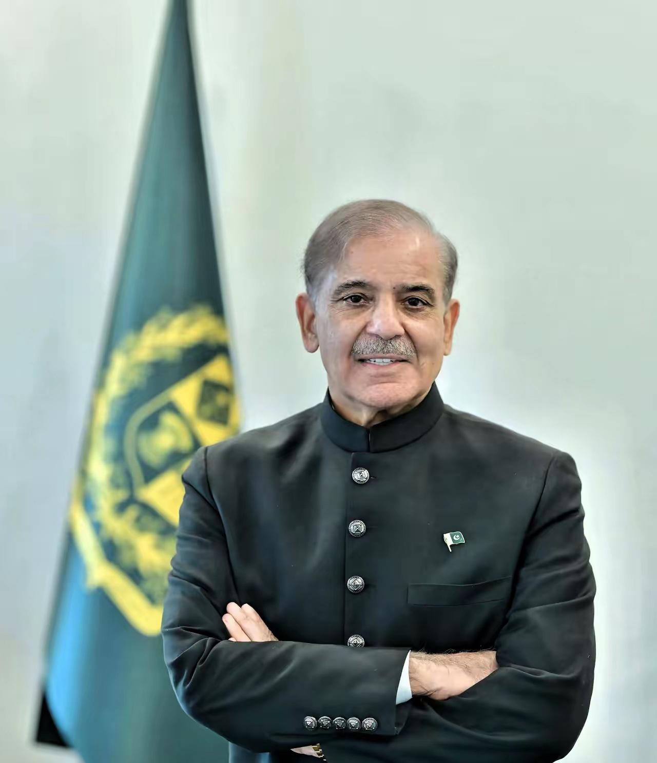 中东这盘棋，真是越下越魔幻。
老美估计都懵圈，巴基斯坦变脸比翻书还快！
打完那通