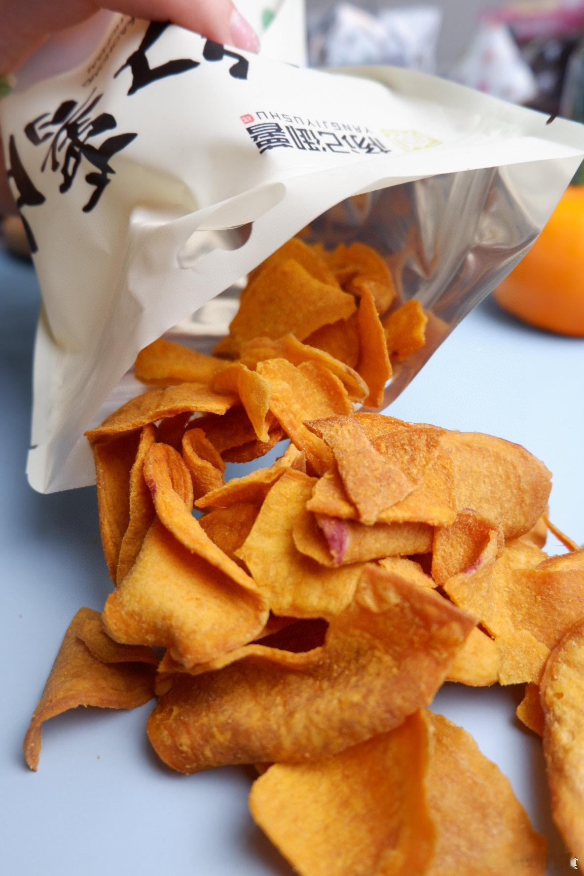 淘到一款好好吃的红薯脆片，香甜酥脆，跟吃薯片一样，还没有乱七八糟的添加