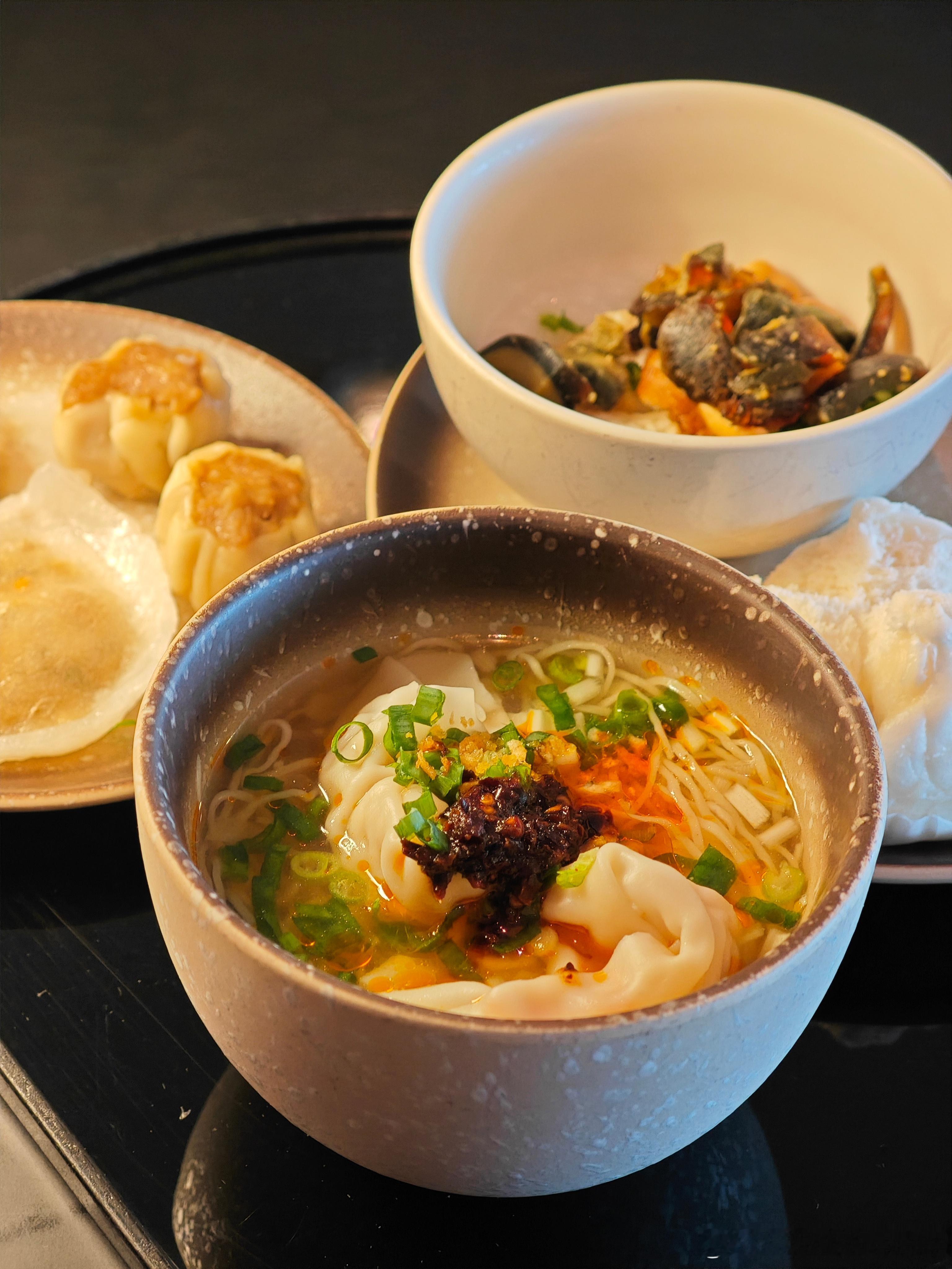 不知道南航啥时候有这样的伙食 ​​​