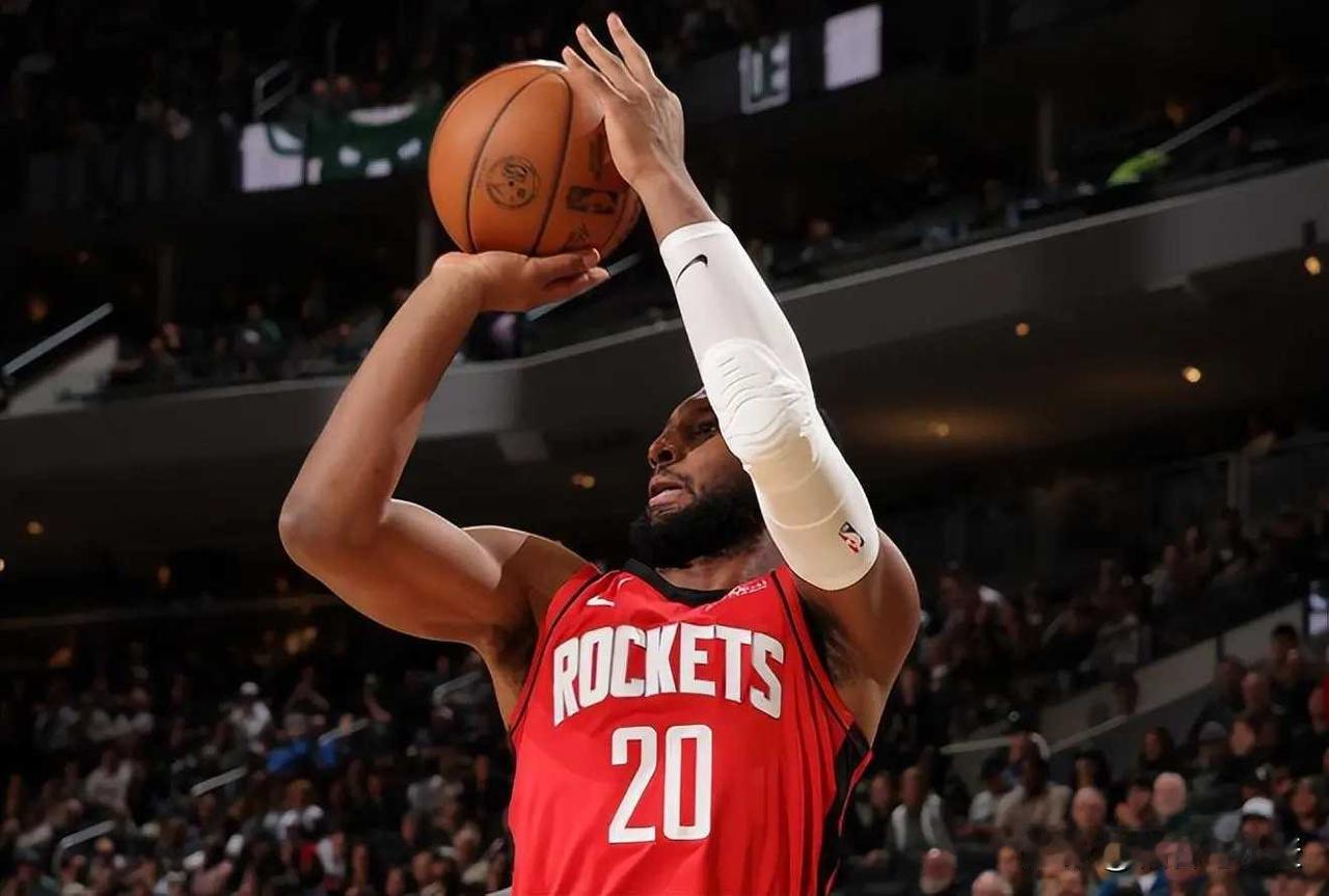 约什-奥科吉职业生涯的三分命中率是30.5%，场均三分命中数是0.7个，本赛季他