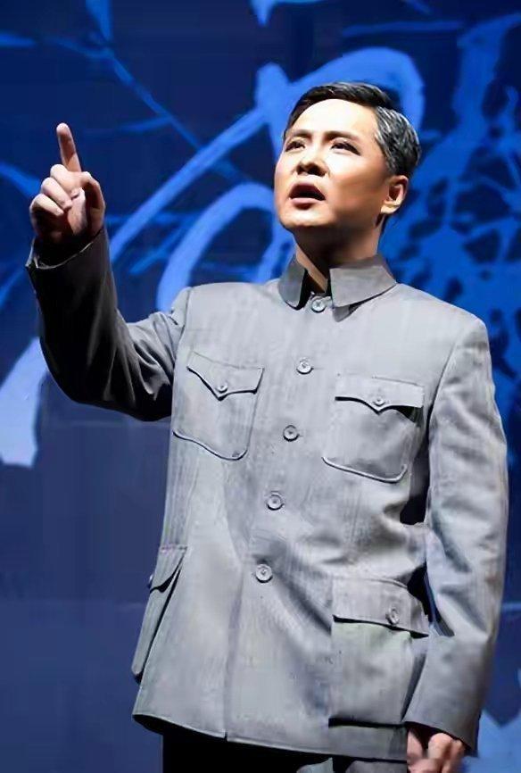 在上海被抓捕的三位明星，人人臭名远扬星途尽毁，你觉得谁最可恨？明星这个群体，本就