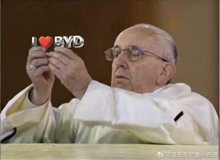 一月的单车型销量榜单挺有意思的：1. YU72. 速腾3. 轩逸4.ES85.迈