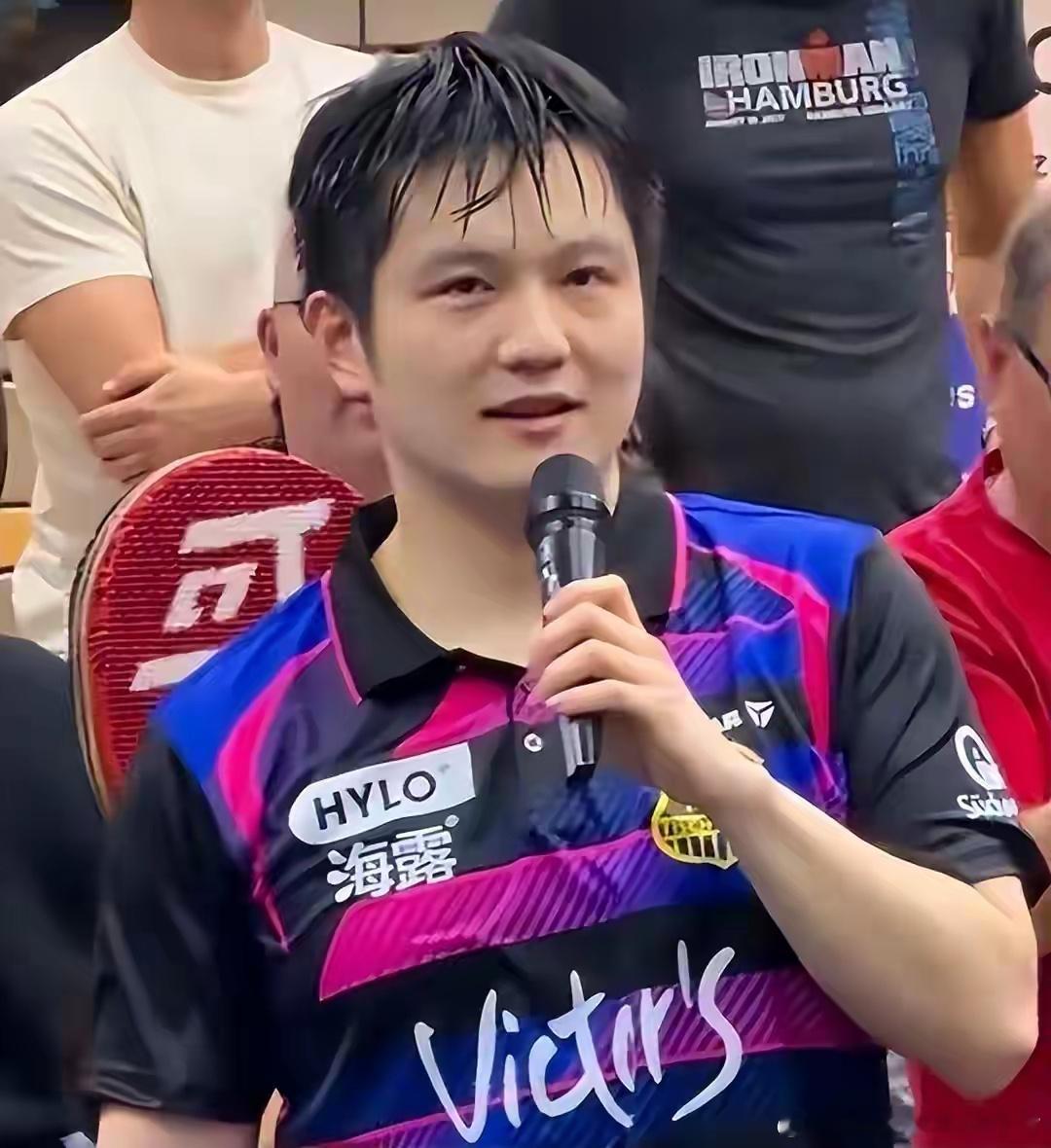 樊振东深夜长文炸穿全网，弃赛世乒赛真相大白，眼界格局远超常人近期国乒伦敦世乒赛名