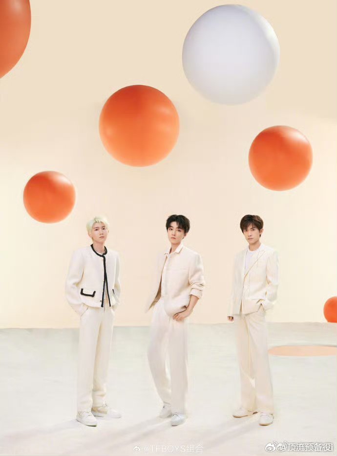 还是感觉时间好快  TFBOYS十二周年，时间过得太快了，十年之约已经是两年前了