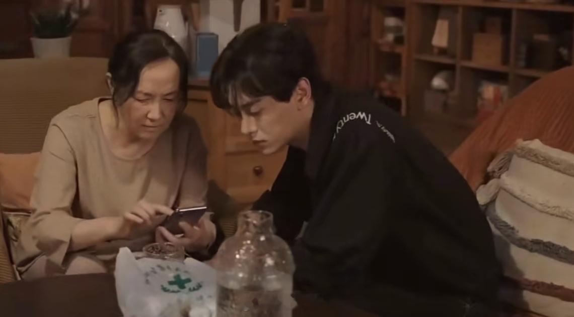 抖人说这段是田栩宁的演技舒适区，反应过来之后笑吐了 ​​​