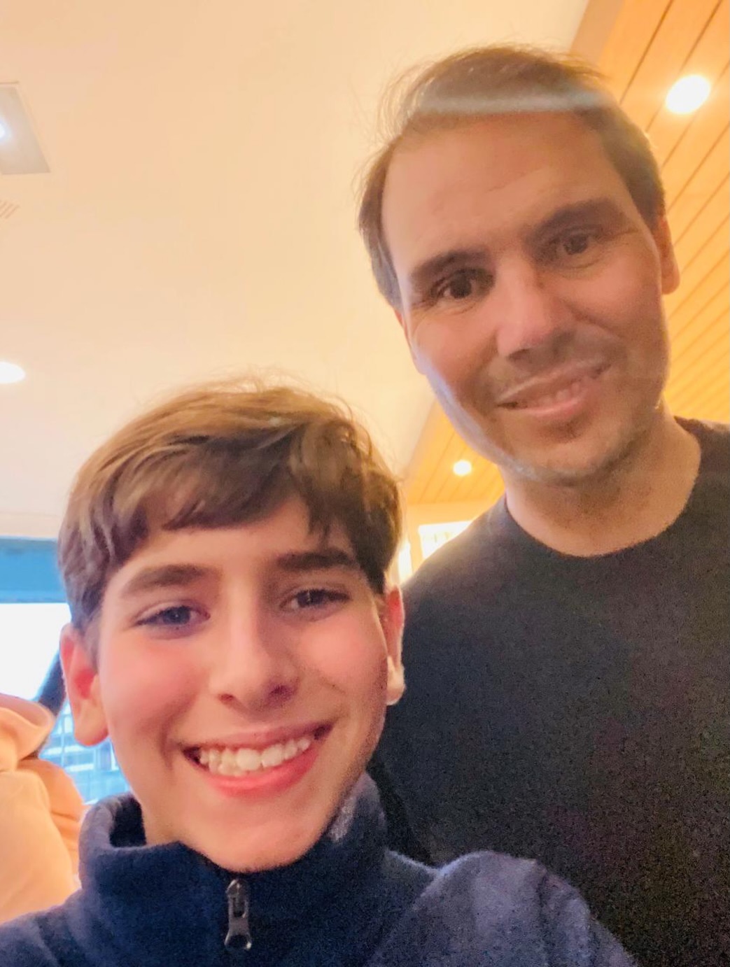 Instagram网友leonmenin在纳达尔网校幸运地遇到了豆校长，然后就开