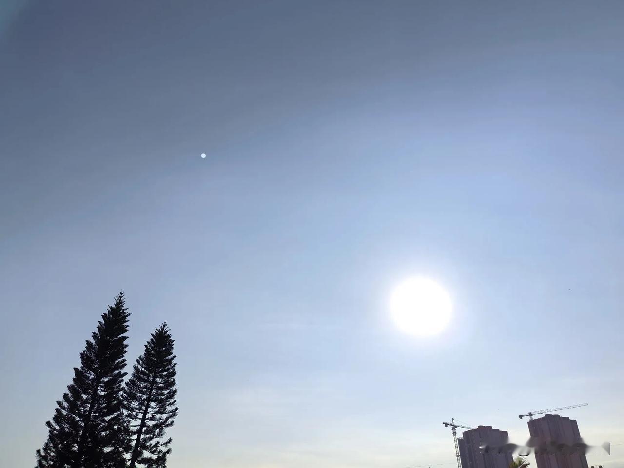 广东晴燥套餐生效中！

未来几日，广东大部天气干燥！26日，我省大部分市县晴到多