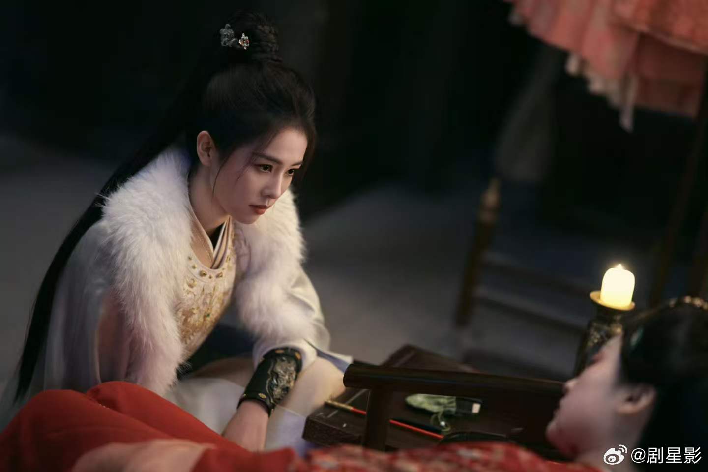 白鹿李佩仪热度首日破9 白鹿果然从来只打高端局呀，不得不佩服《唐宫奇案》李佩仪热