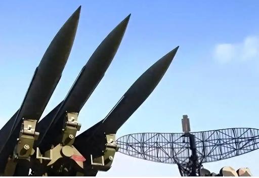 两岸统一之后，我军名称会更改吗？
 
最近网上有个话题讨论得挺热火，就是等国家统