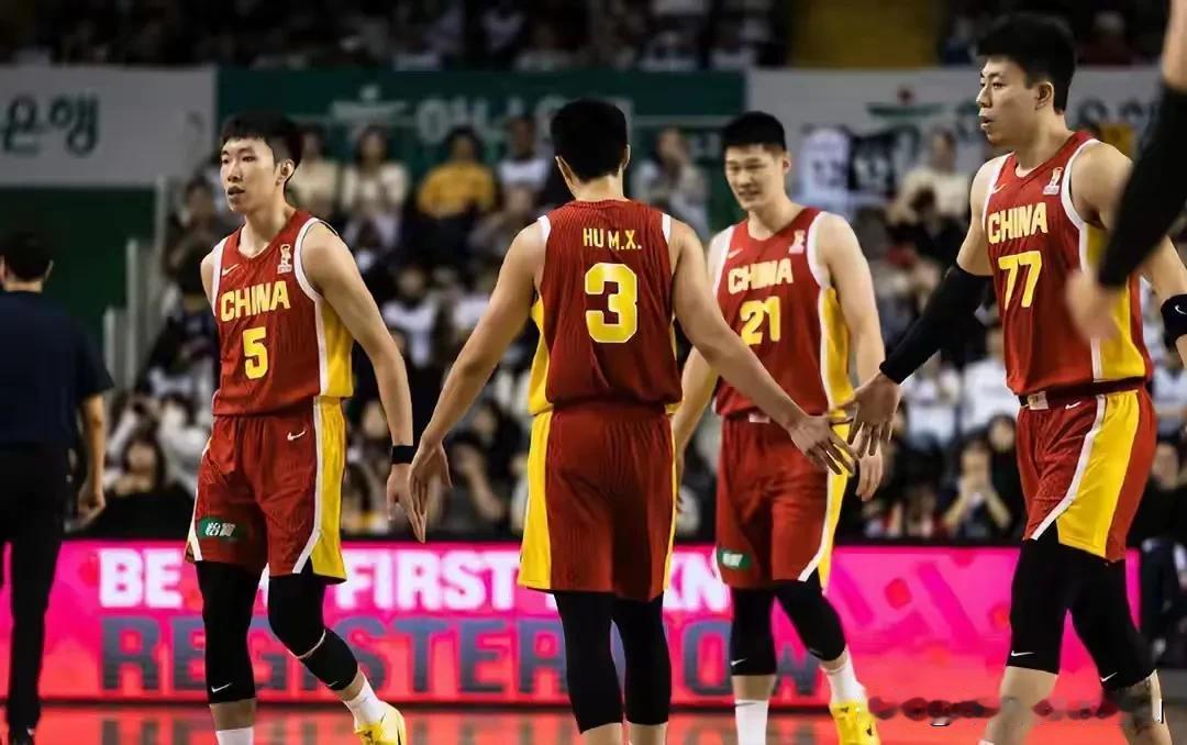 张镇麟拿到0分0篮板0助攻0抢断1犯规，场上效率值-10。没有得分没有护框没有防