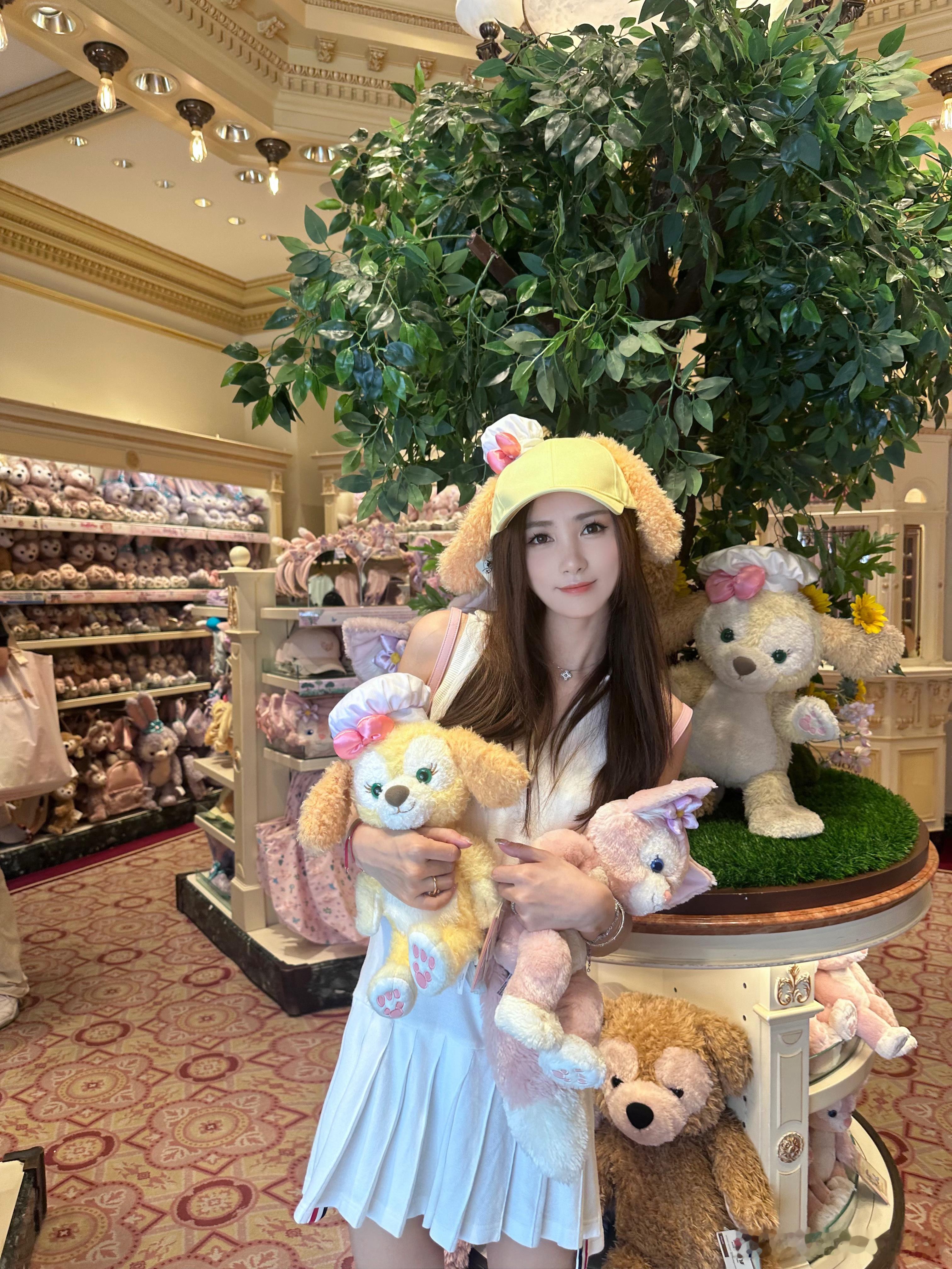 港迪暴晒的一天💒🎀💗  ​​​