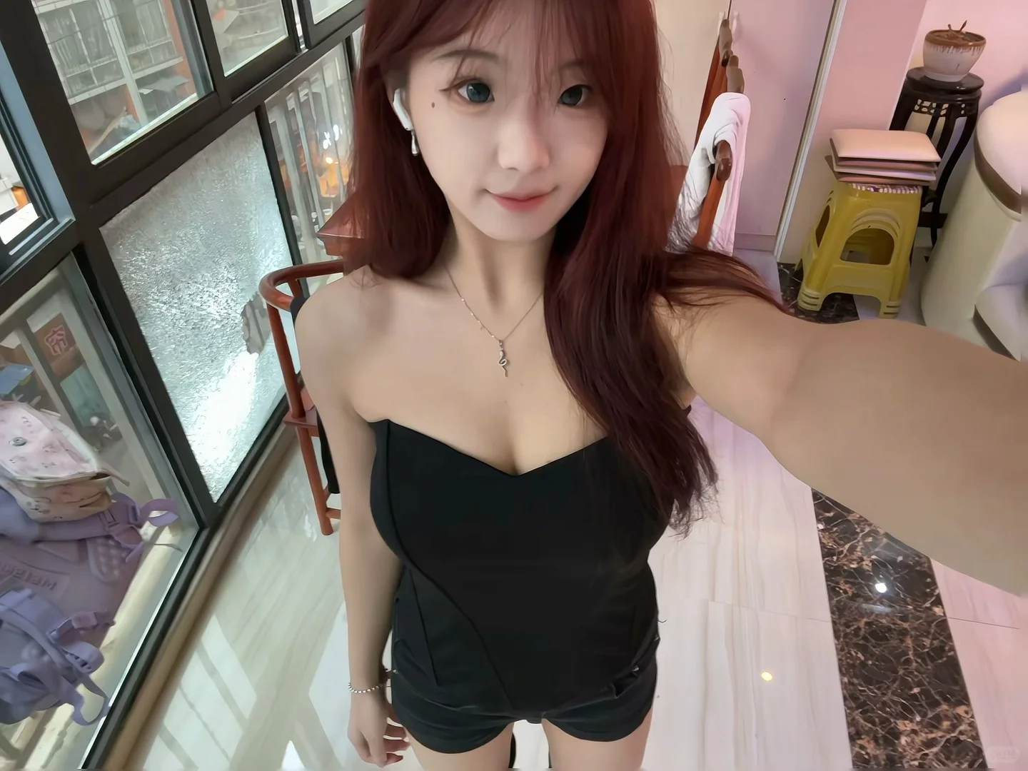 玻璃碎了