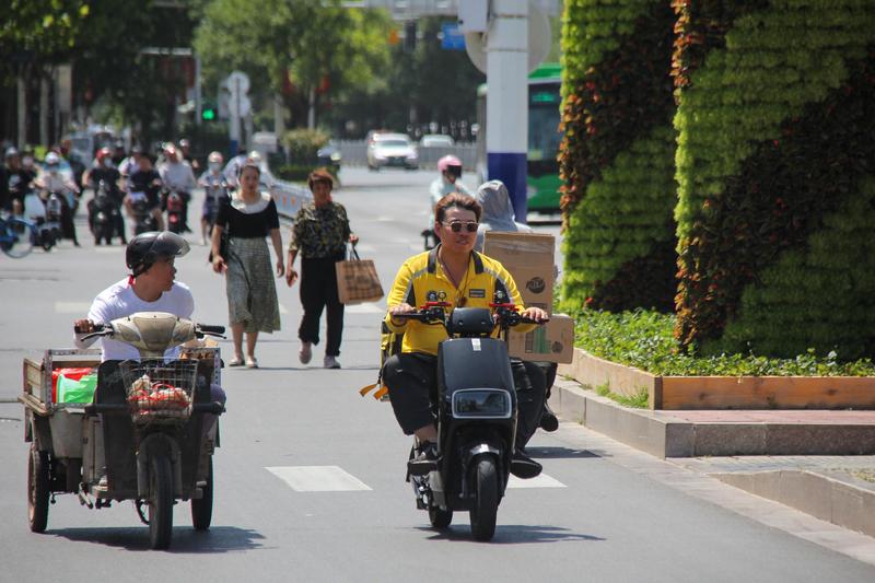 2025年全国平均气温又破纪录了，达到11.0℃，比常年偏高1.1℃，超过202