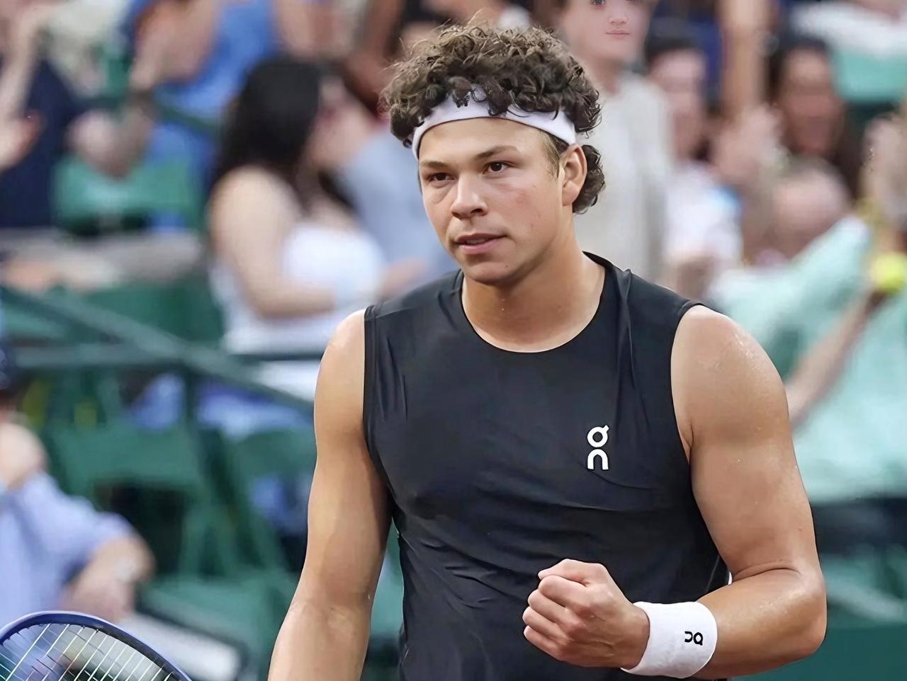 憾负！！
张之臻双抢七不敌谢尔顿！！
无缘晋级休斯顿站男单八强！！
在刚结束的休