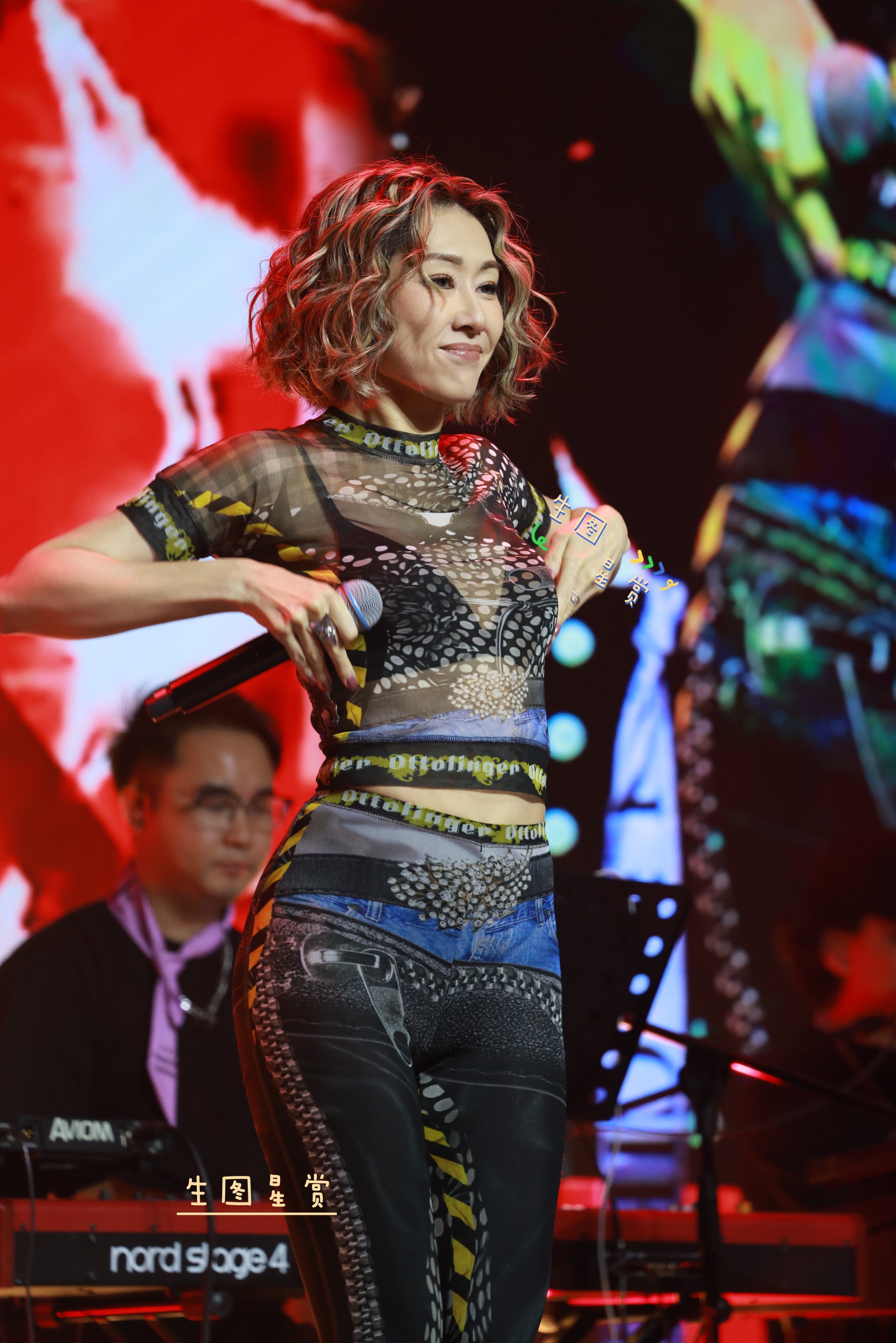 胡定欣250907生日演唱会，舞台演绎港星魅力✨💃🏻 ​​​