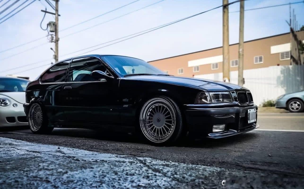 台湾老车🇩🇪BMW E36 318Ti 