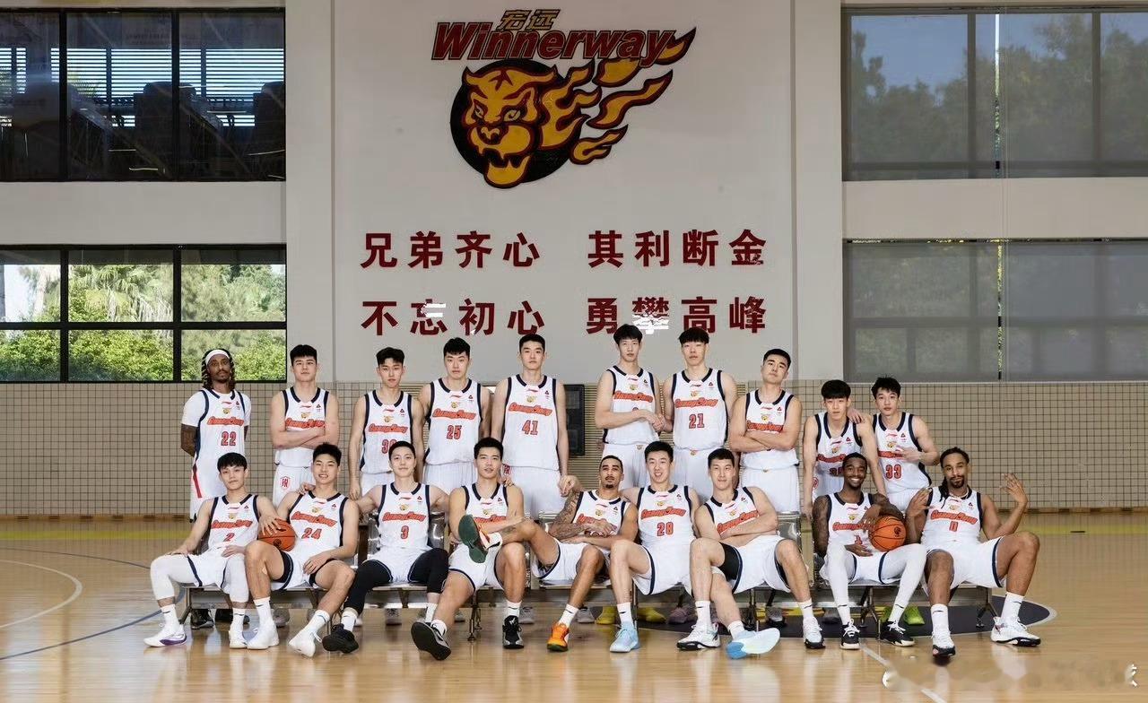 新赛季，新征程广东今晚首战将迎来南京同曦的挑战联圣堂醒狮团、西岐洪少华英歌队将一