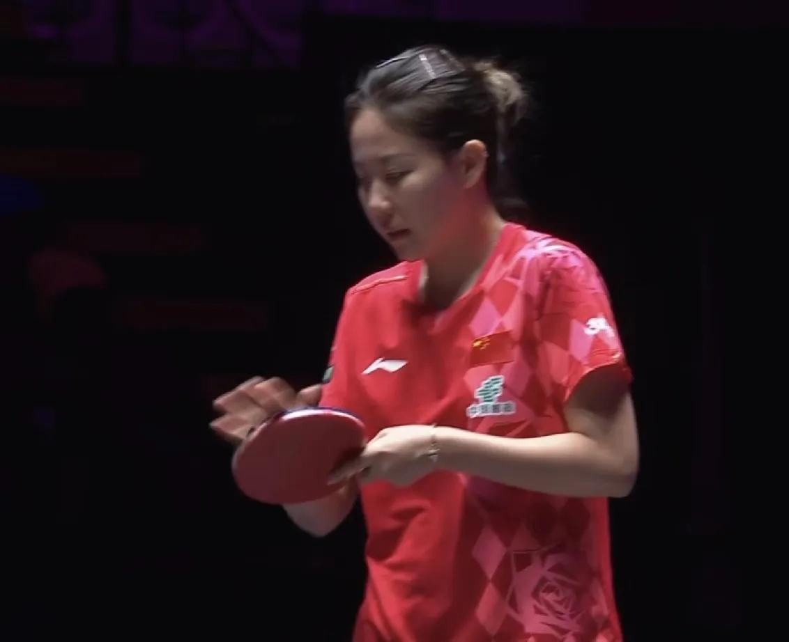 WTT澳门冠军赛女单1/16决赛：
陈幸同大比分3：0胜米特兰姆，
三局比分为1