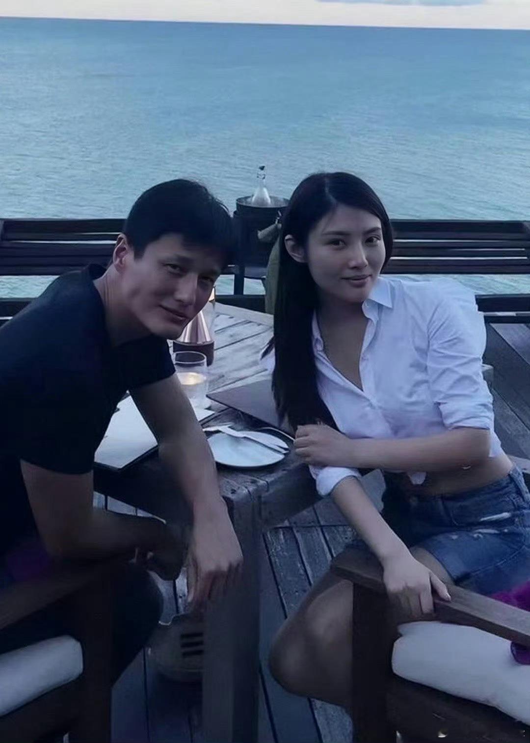 兜兜转转还是你！尹子维坦言曾因“装”分手，如今彻底打开自己。磁吸式注视+生理性喜