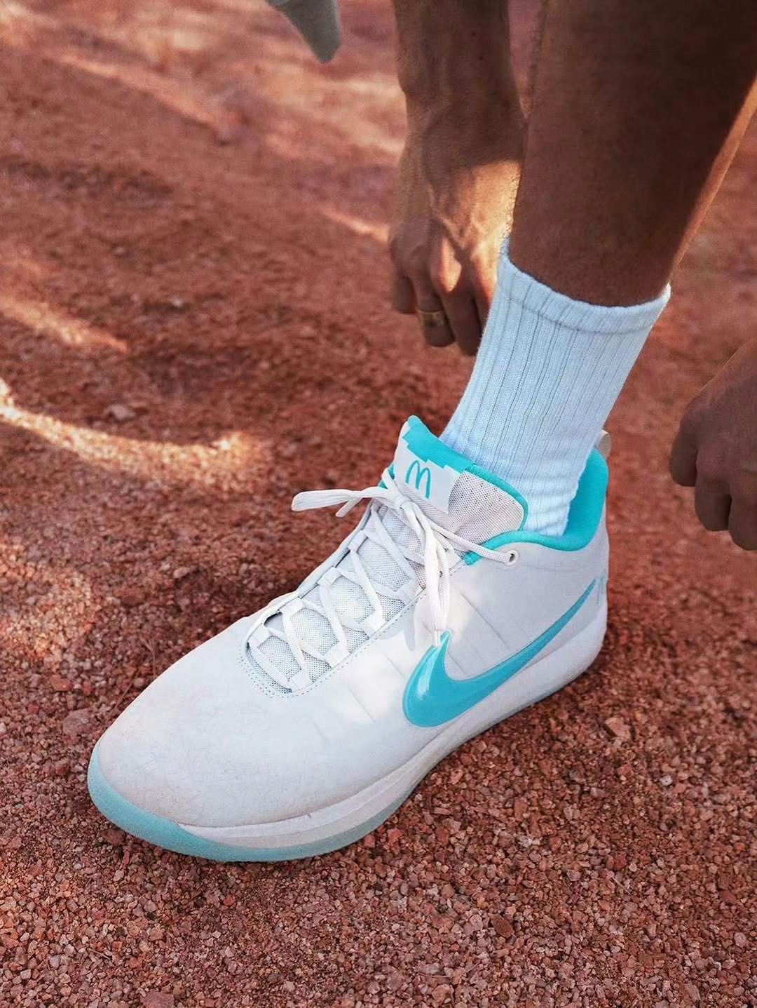 McDonald's x Nike Book 2「Sedona」F&F🩵麦当劳