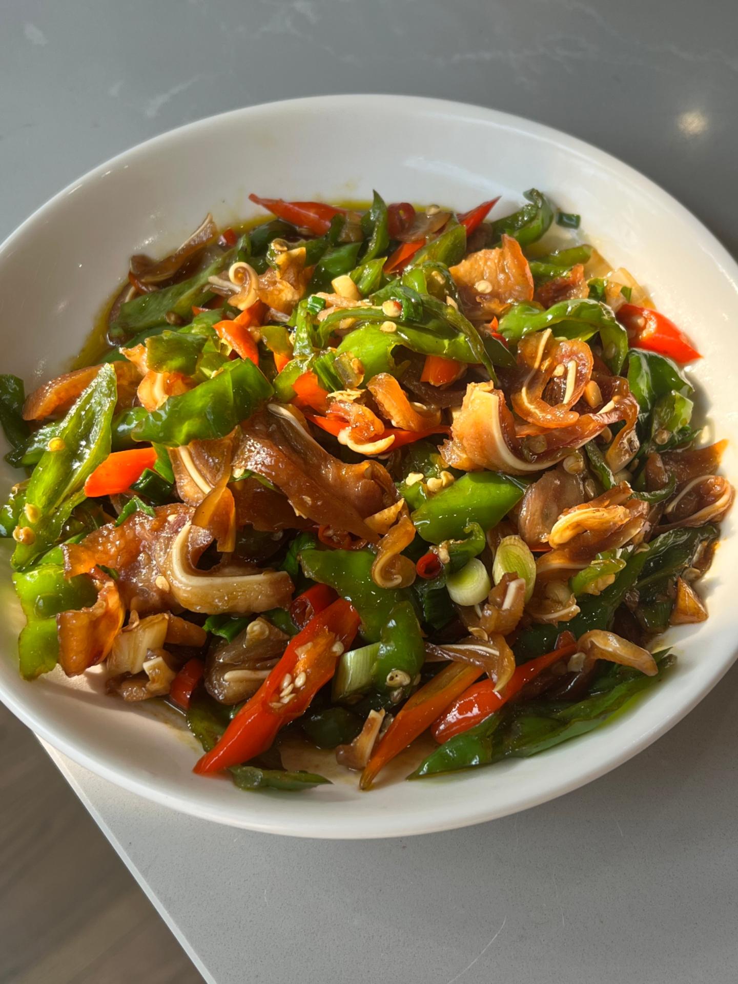 亲爱的小孩 如果在外面太累 就回来我做饭给你吃
