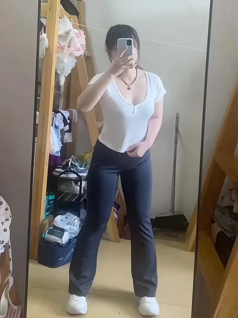 浪漫的年纪不许活的无趣