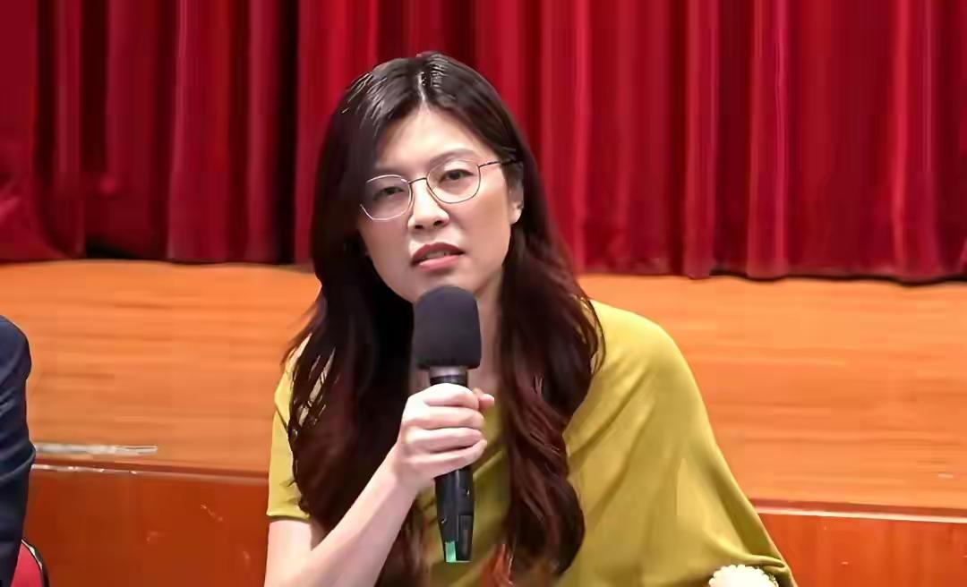 近日，一则重磅消息在台海两岸的舆论场中掀起波澜。资深时事评论员黎建南透露，据可靠