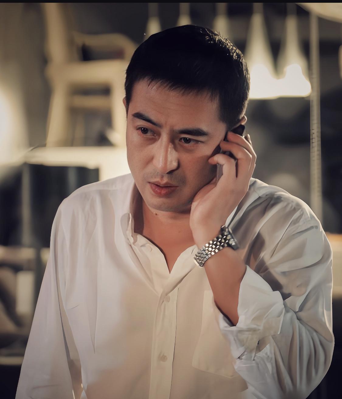 一次采访中，张嘉译说不想演感情戏了，张涵予却“嫉妒”不已，说自已的戏里面很少有感
