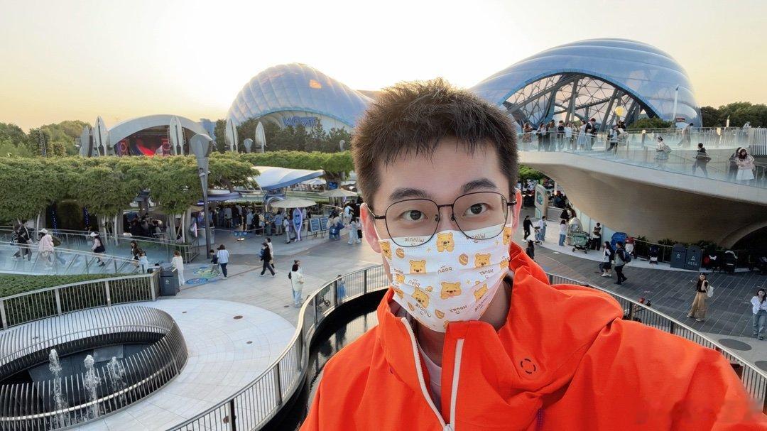 yeah这样好像放光了 