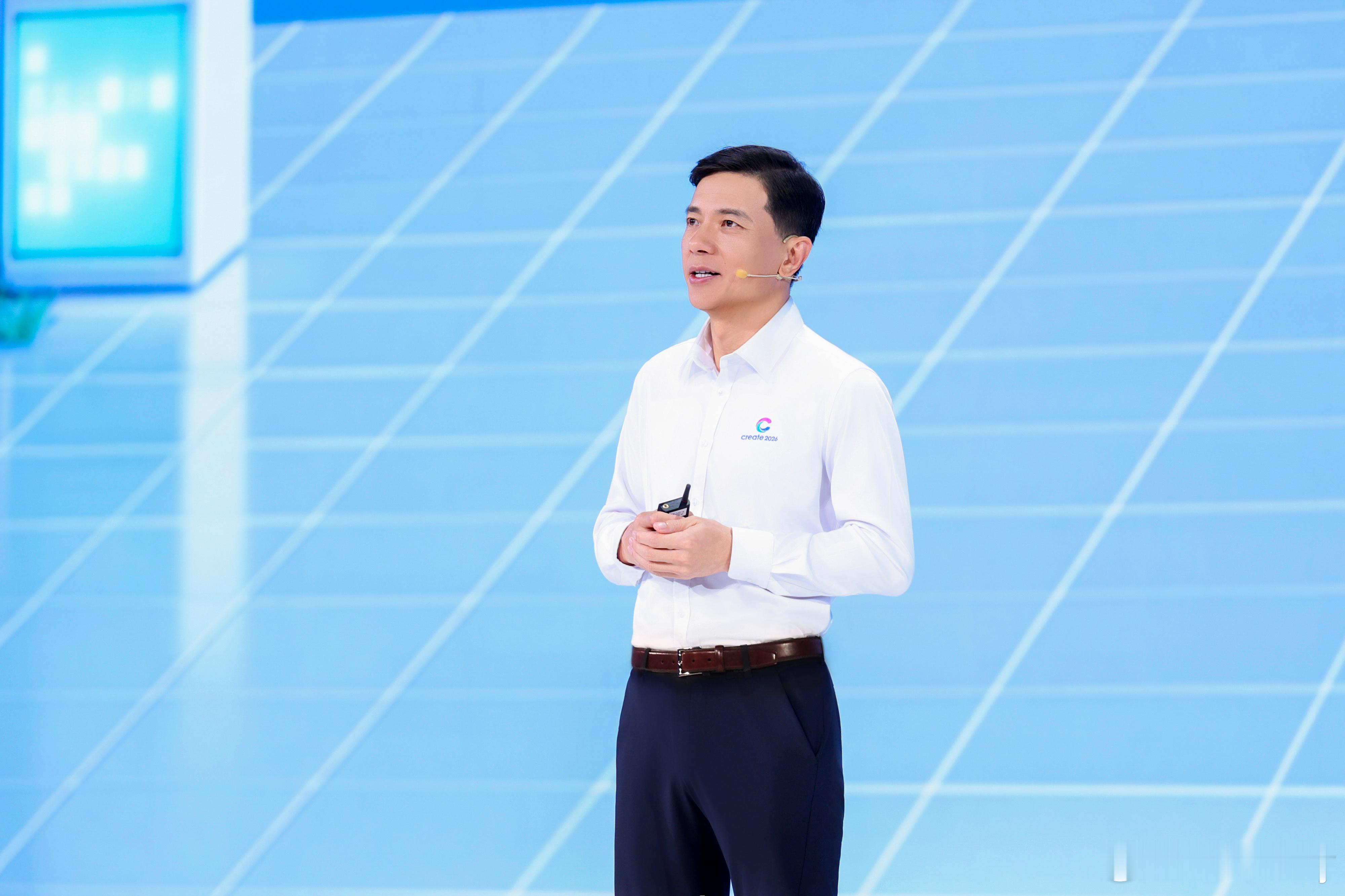 【慧播星升级为百度一镜，李彦宏：数字人就是“看得见”的智能体】在5月13日举办的