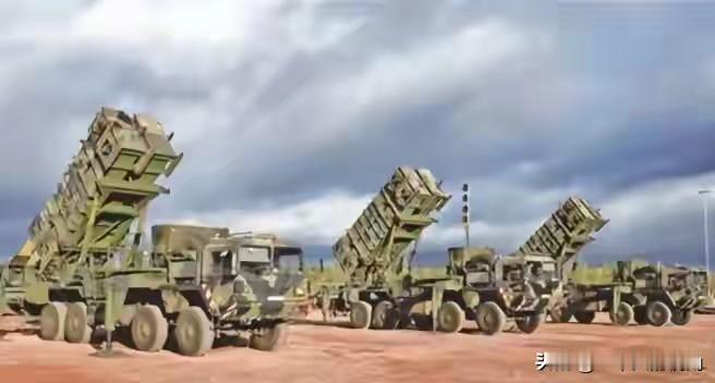 波兰的爱国者导弹系统，可不是美国施舍的……

那是特朗普上一任期，波兰国防部实打