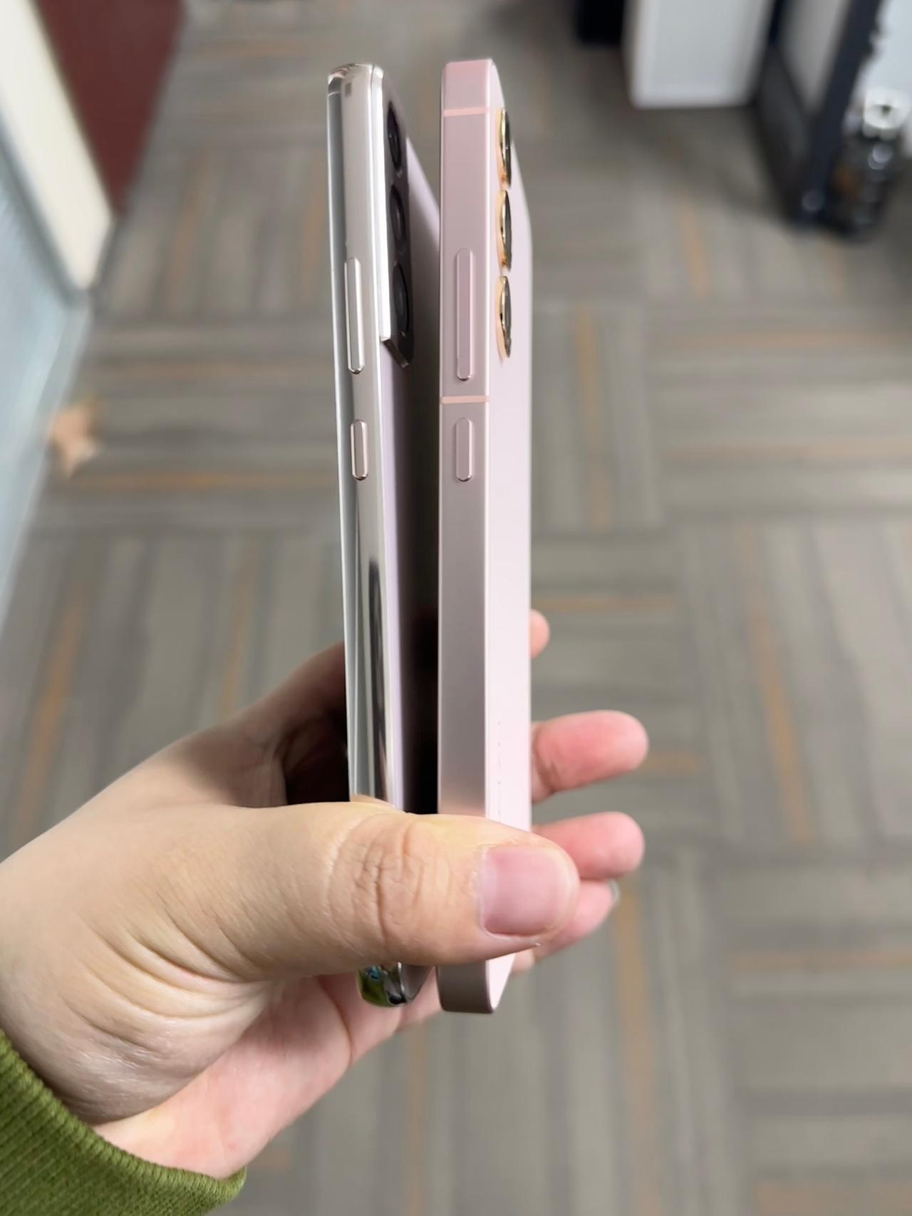 爆料三星S24可能会变化为iPhone 14、魅族20那样的直角中框，就图上两种