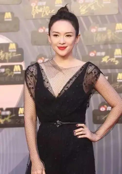 章子怡
休闲照
