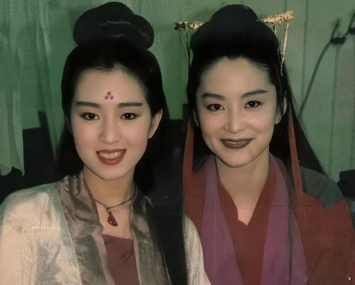 难怪巩俐被外媒评为最美东方女人，当年的她漂亮到艳压绝色阿佳妮 