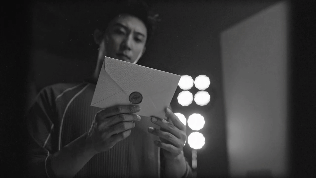 黄景瑜︱FILA滑雪系列物料视频︱截修动图挑了几个喜欢的镜头做了慢放在运动时尚这