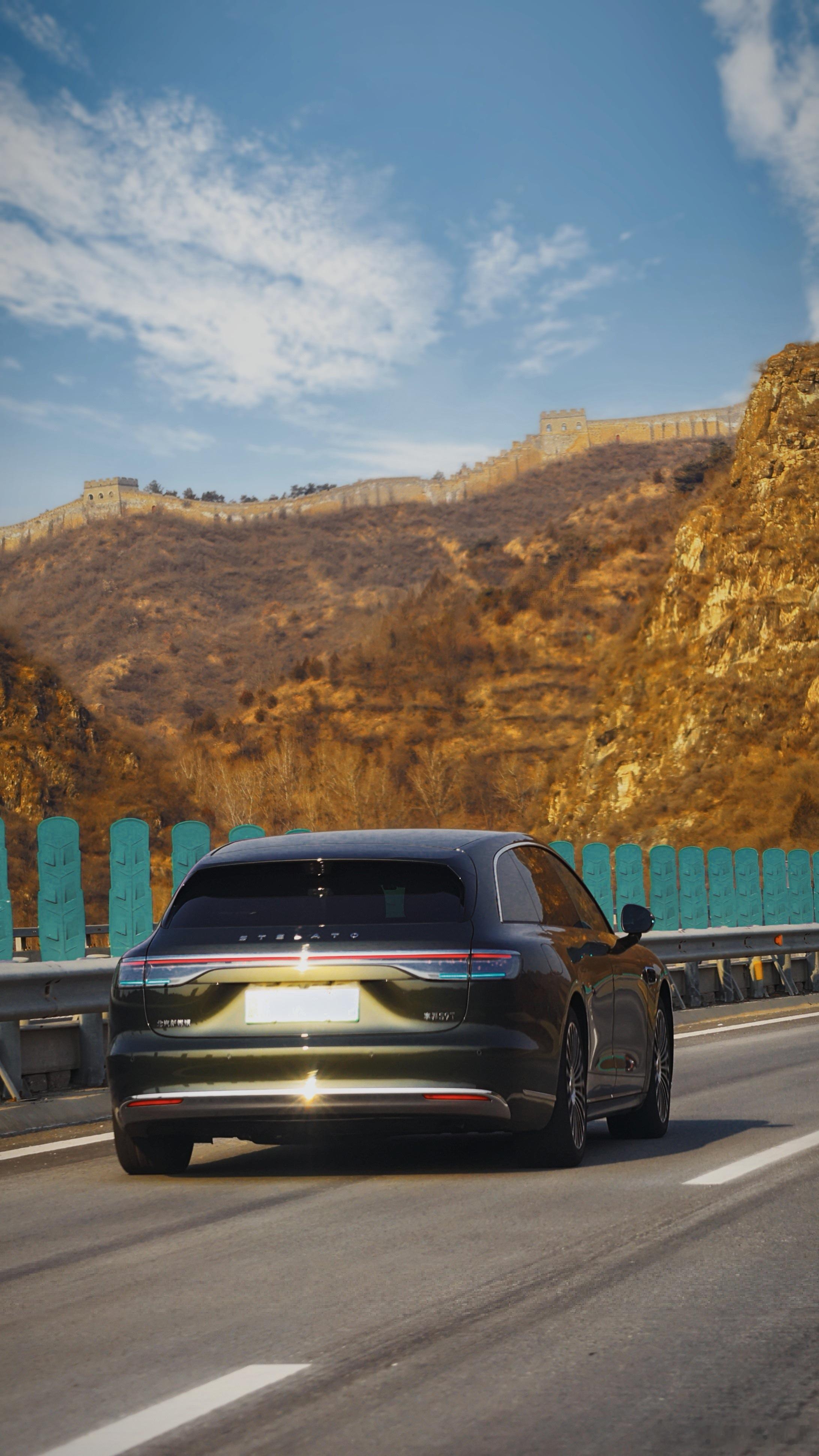 虽然我一直很注重要把工作和生活分割开，避免负面情绪在两者之间叠加，但现实里两者之