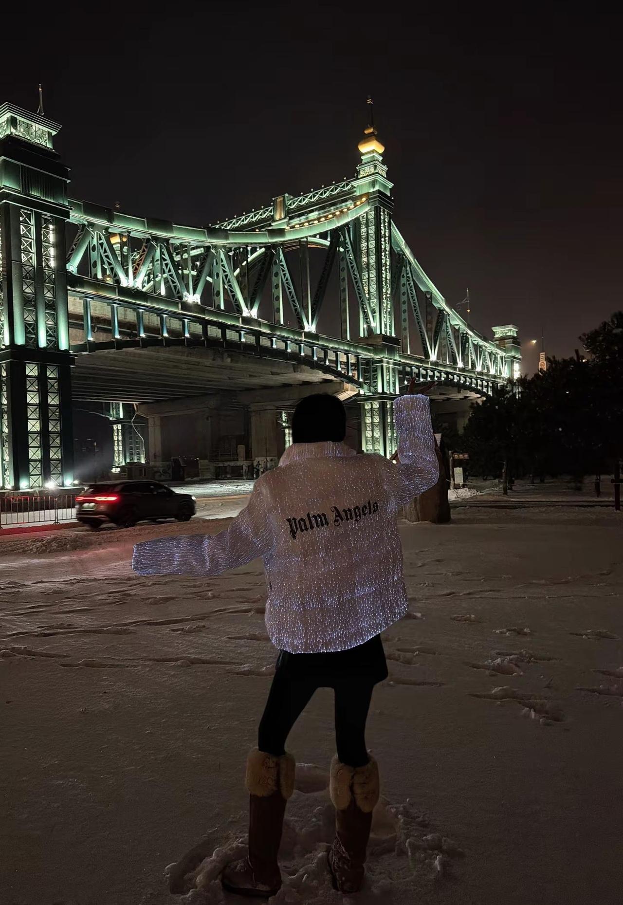 打翻的“咖啡☕”无需再“续杯🥤”成年人的世界，直接选择下一杯✨背影杀系列 必去