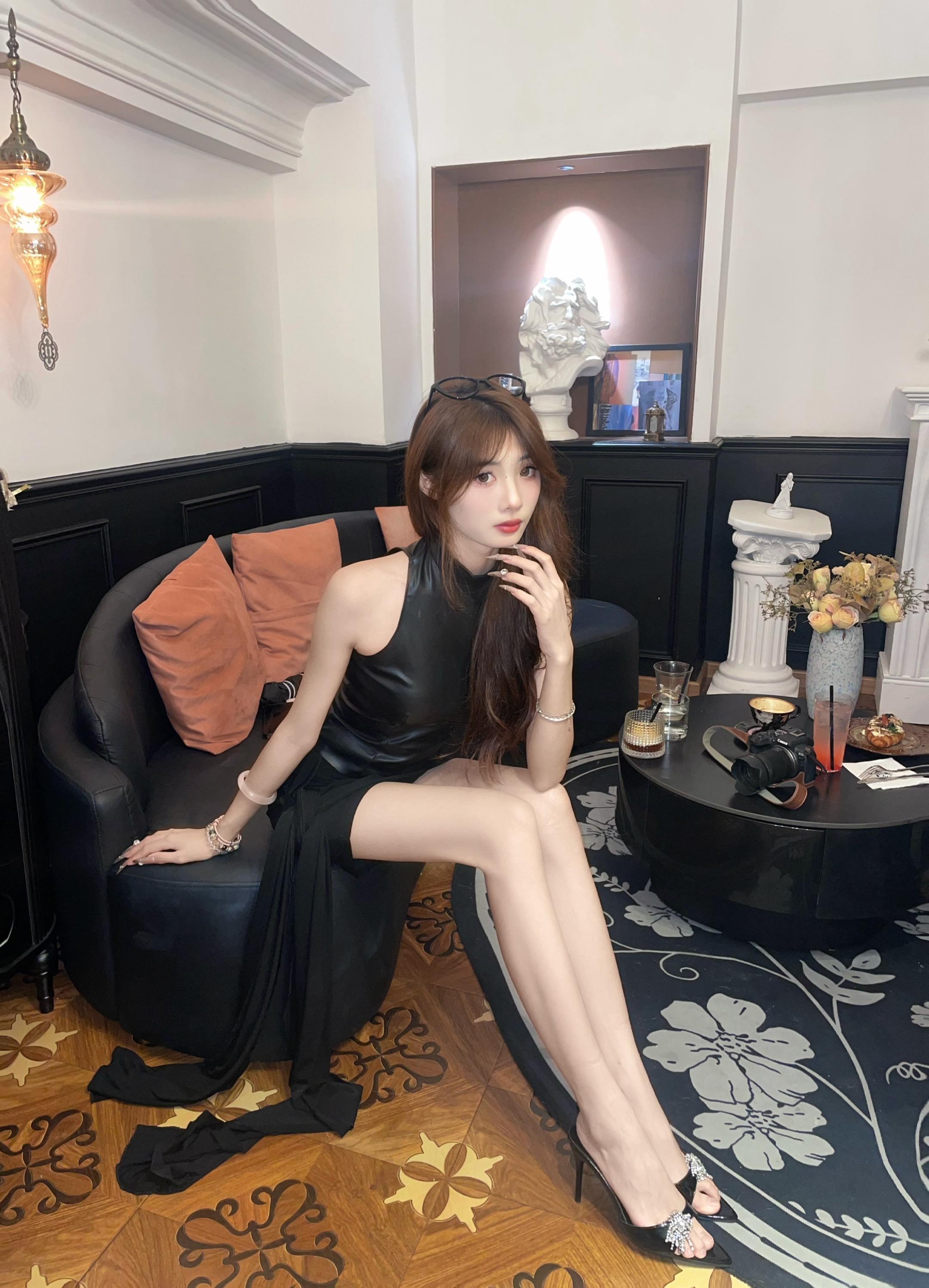 如果生活有阻拦 我希望是圣罗兰。纯p