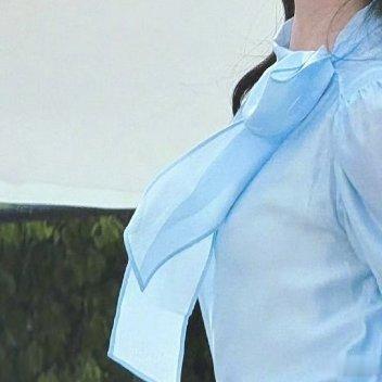 鞠婧祎 jjy 鞠婧祎阿黛“靠近光，追随光，成为光，散发光，期待光，感受光，热爱