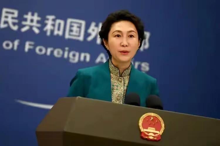 就在刚刚，中国外交部发表严正声明。

美国不让中国人造的人形机器人进美国了。
