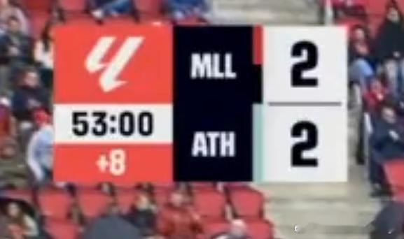 又是一个超长的上半场。乌奈-戈麦斯半场踢的有点半前锋的意思了，不提进球与助攻，尼