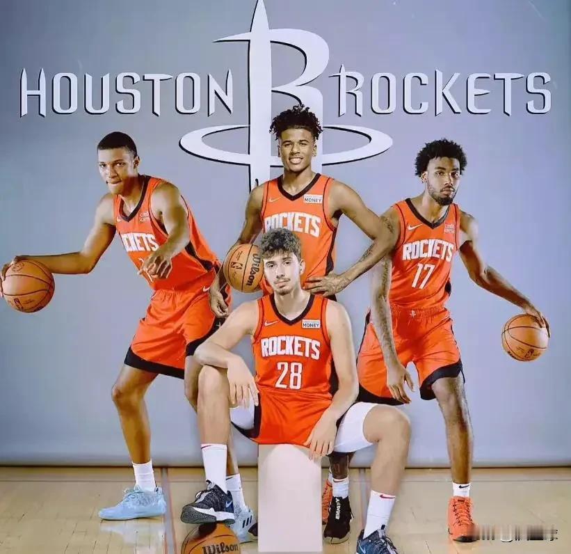 火箭想夺冠，现有阵容就应该这样打

阿门汤普森老老实实打4号位，回归蓝领幽灵锋线