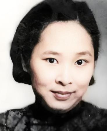 1941年，曾宪植来到了分别已久的丈夫——叶剑英的住处。然而，当推开门，却见一个