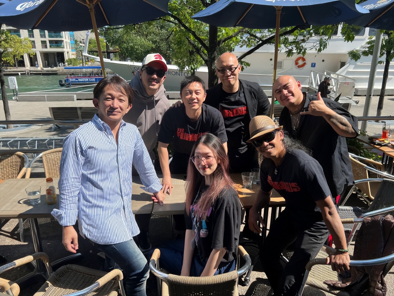 谢苗火到了国外，多伦多电影节《火遮眼》口碑大爆，坐等内地引进