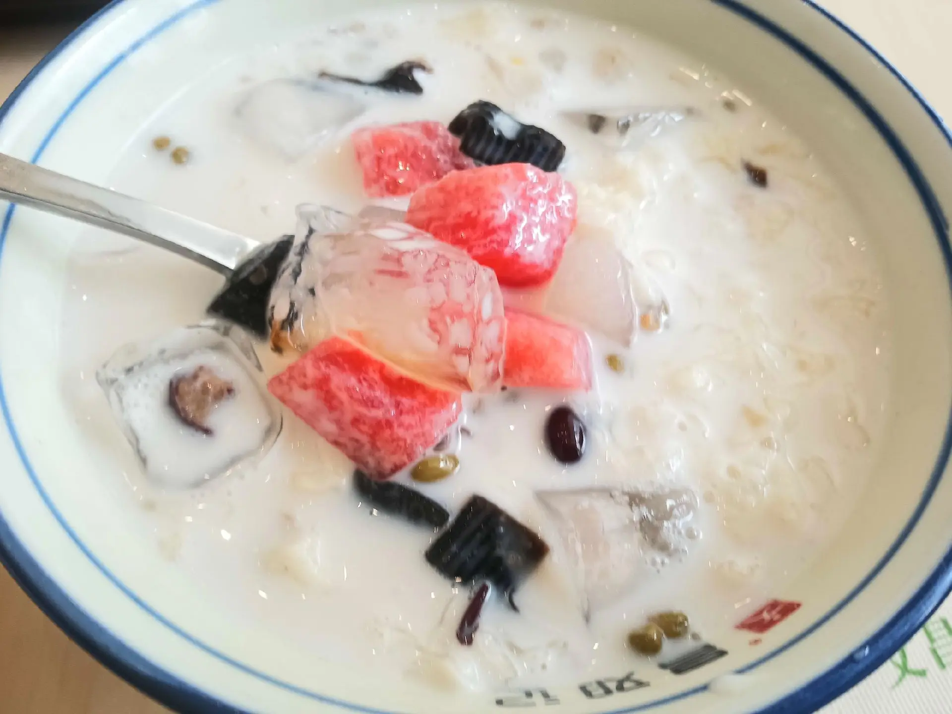 品尝清补凉和老盐芭乐