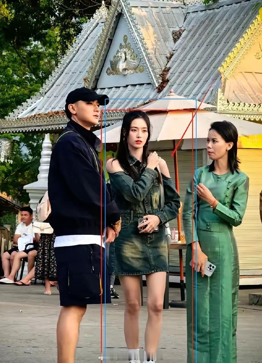 我c...徐艺洋在路人镜头里长这样？？！ 
