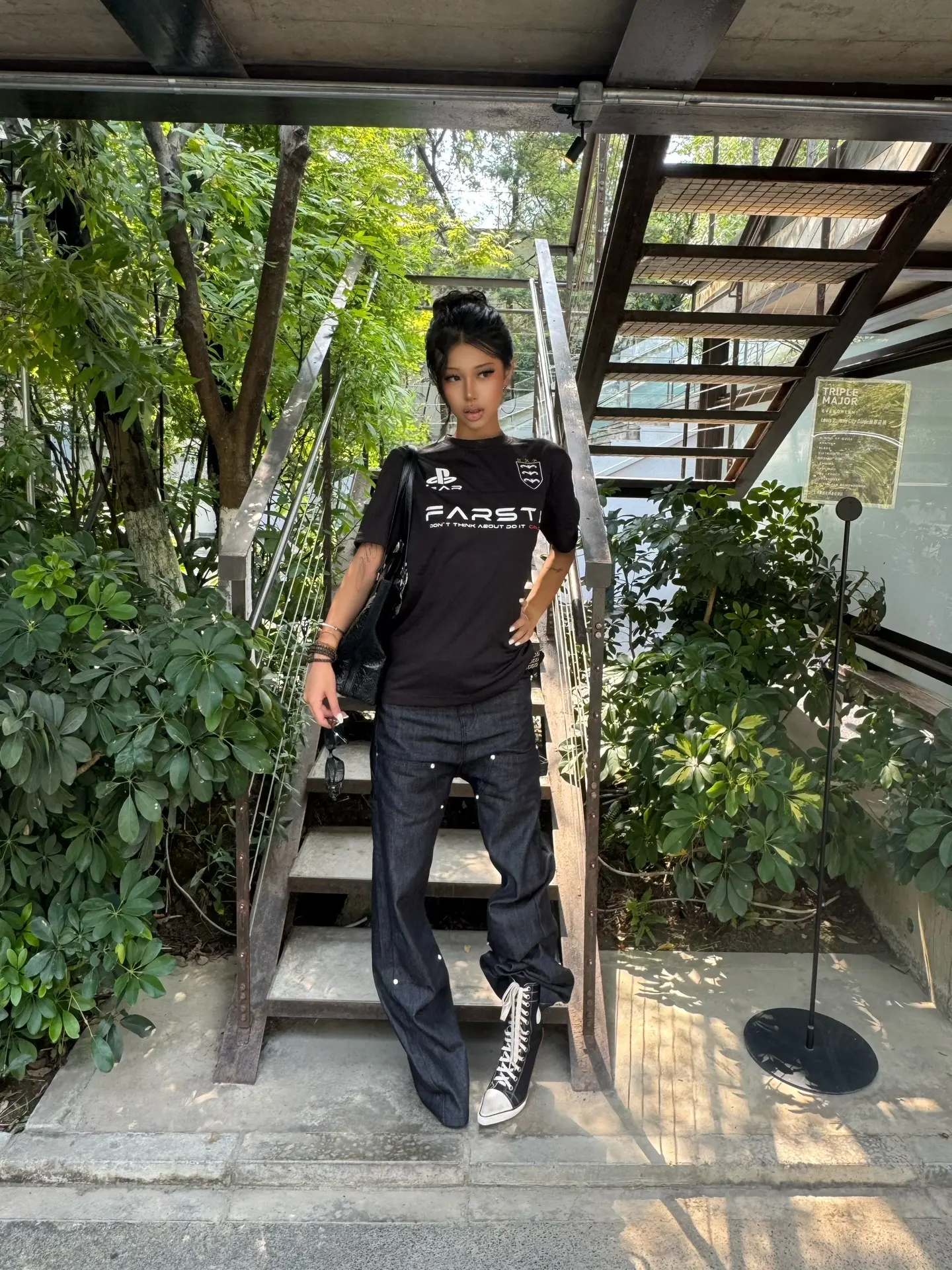 對不起 我的視力不太好