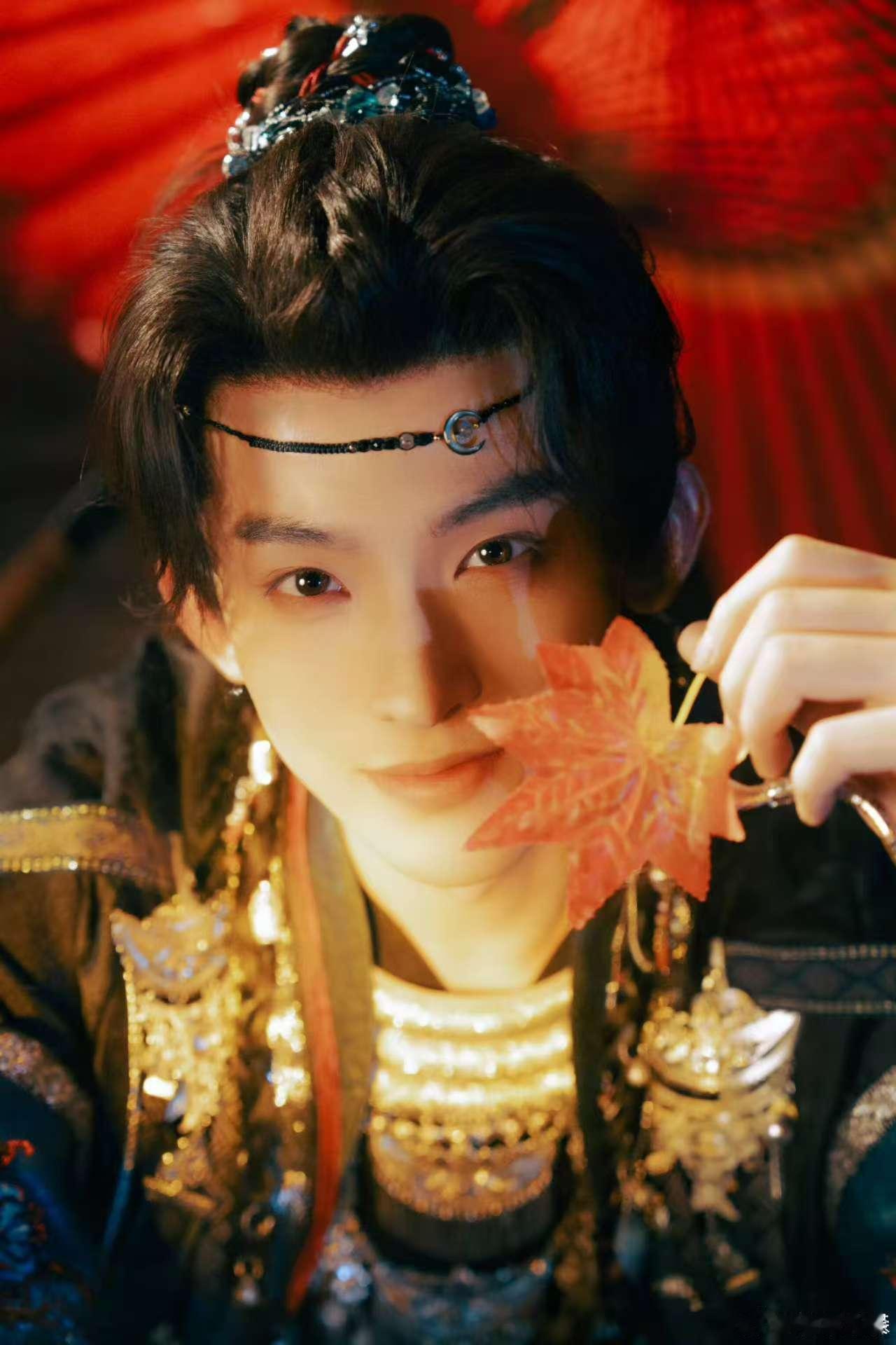 常华森苗疆少年造型常华森苗疆写真常华森苗疆写真，好看。[流鼻血][流鼻血] ​​